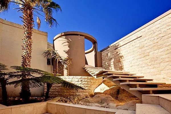 property_[object Object]_11