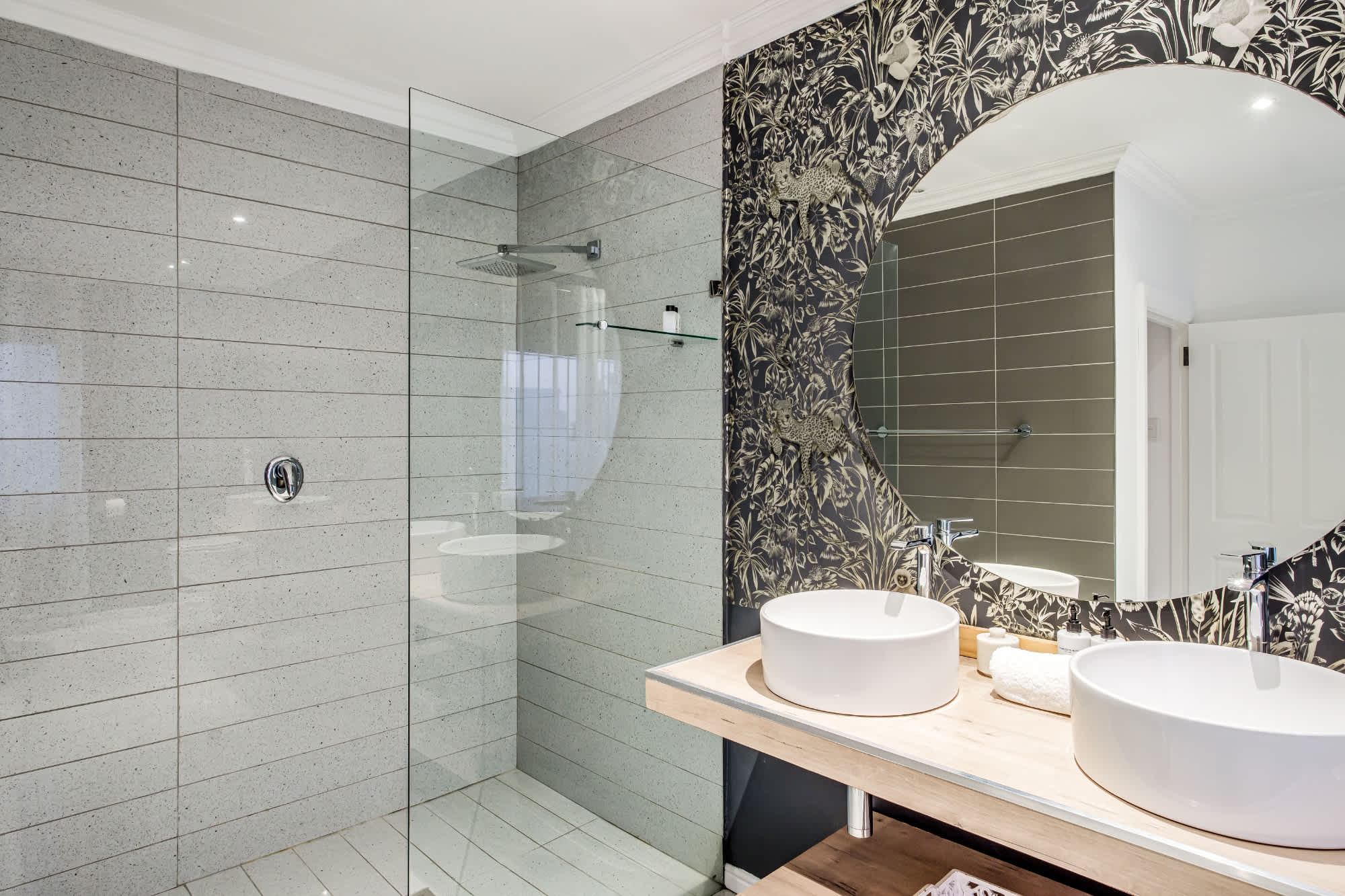 property_[object Object]_18