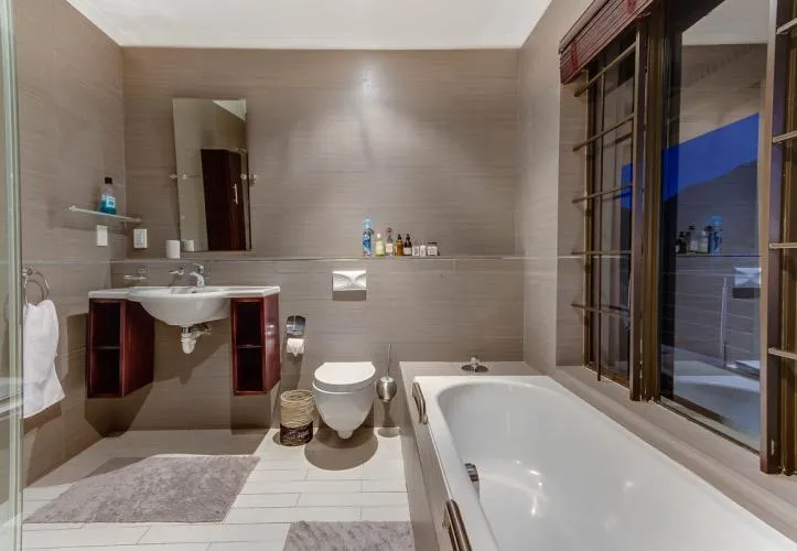 property_[object Object]_9