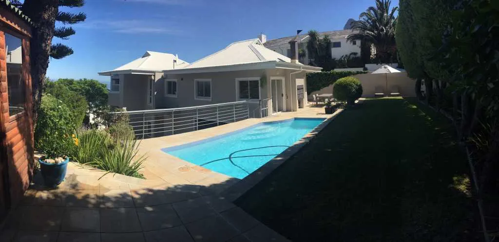 Medburn Road Villa, Camps Bay