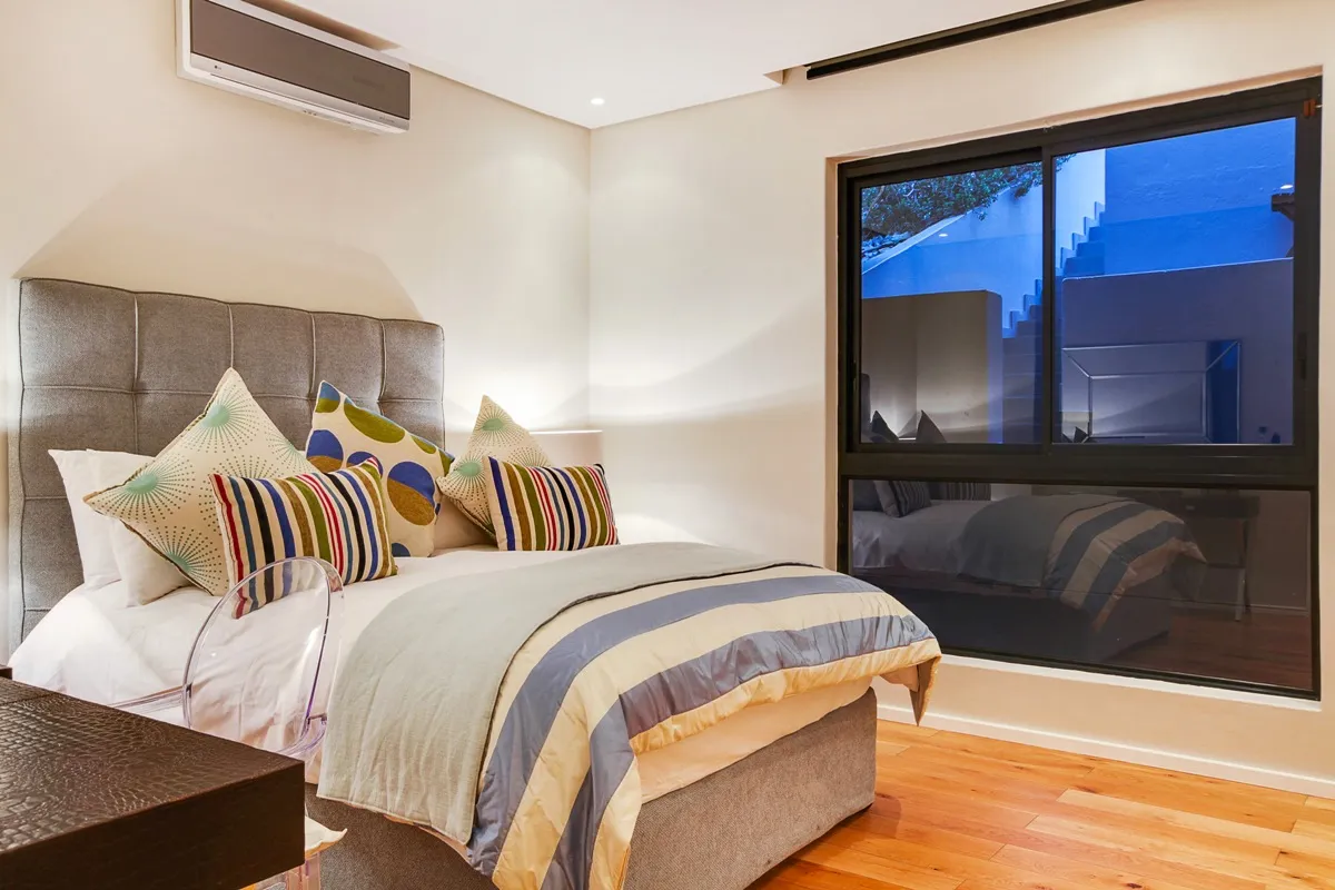 property_[object Object]_4