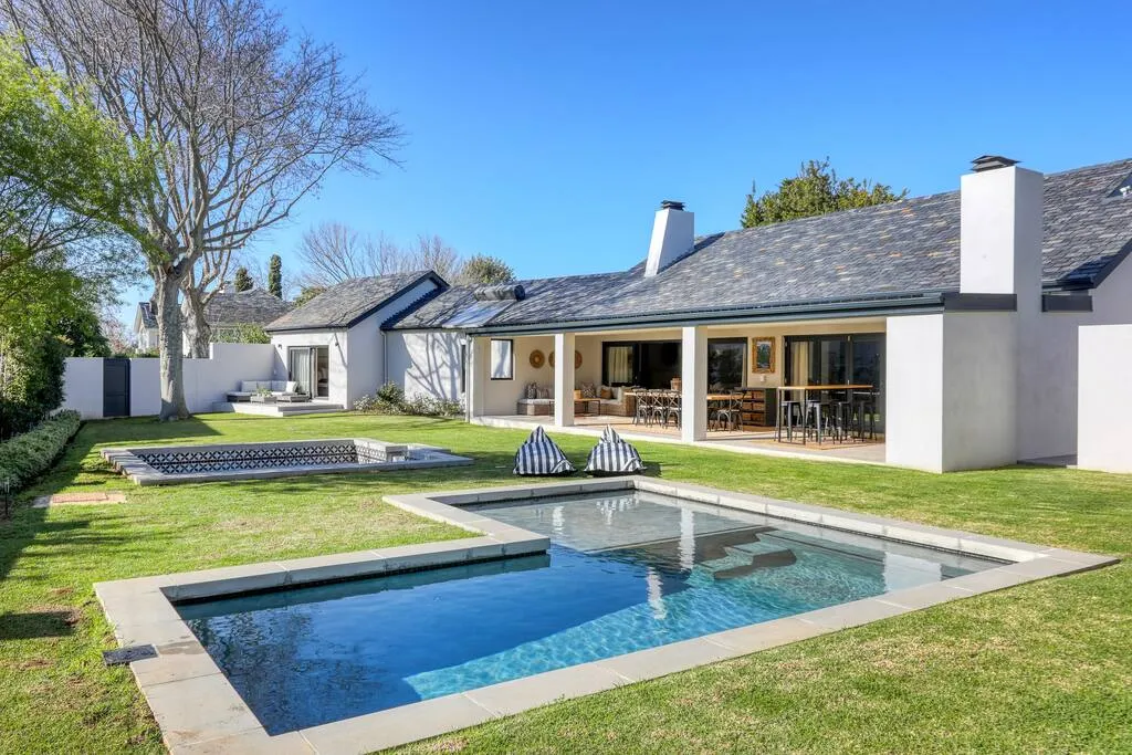Constantia Warblers Way, Constantia Heights