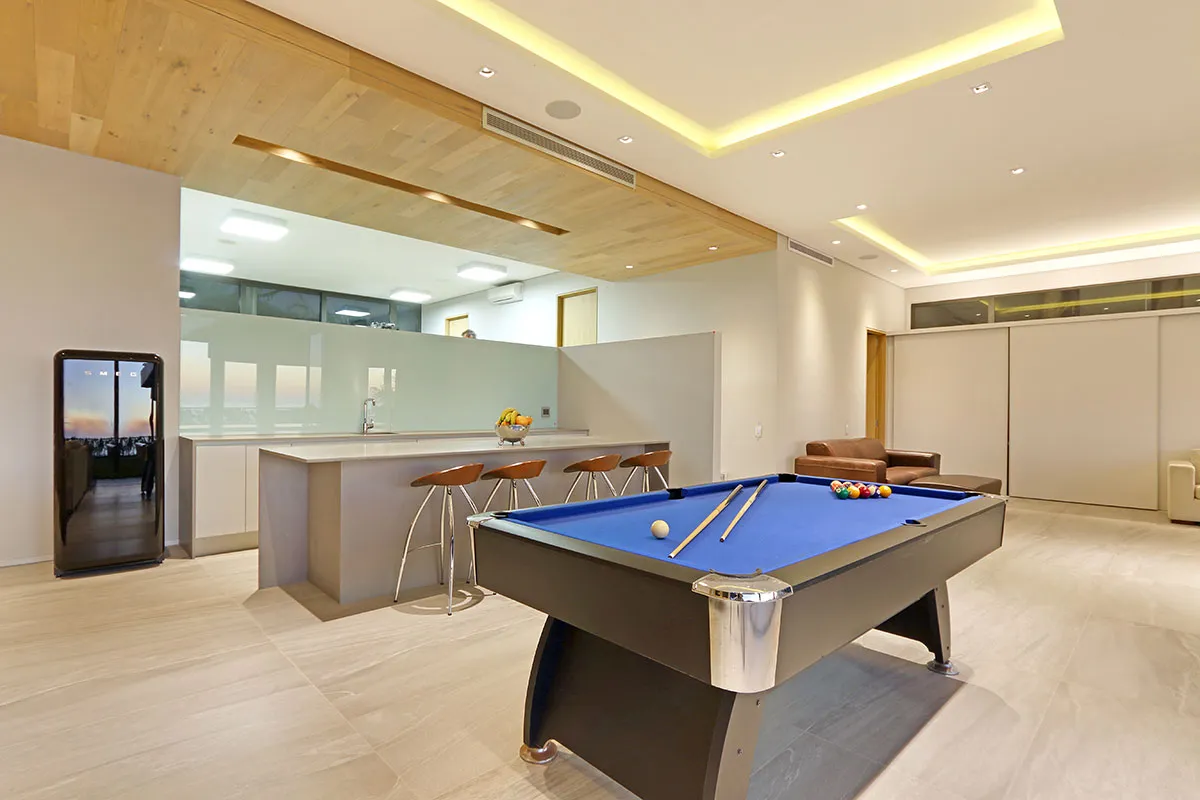 property_[object Object]_6