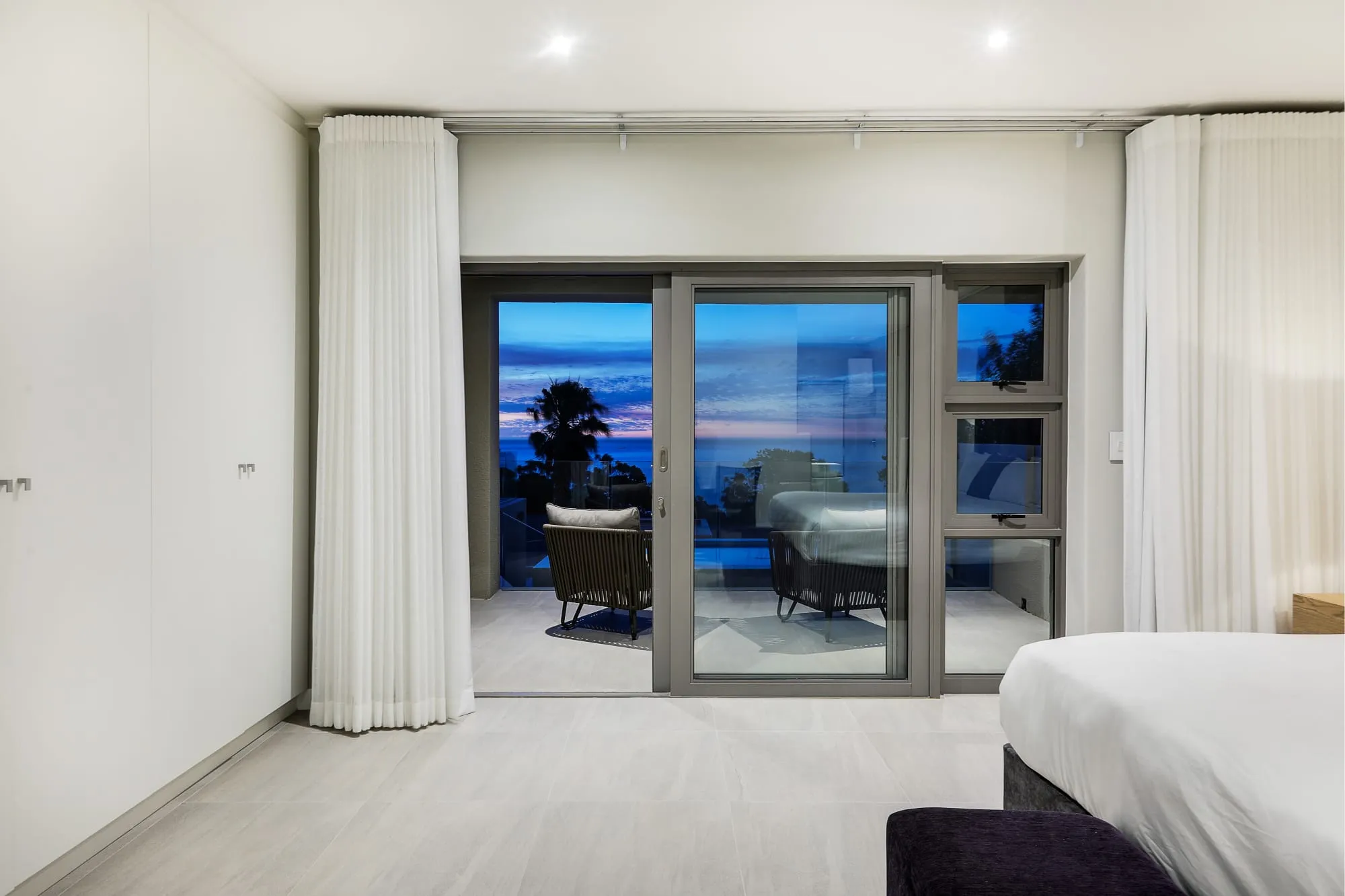 property_[object Object]_37