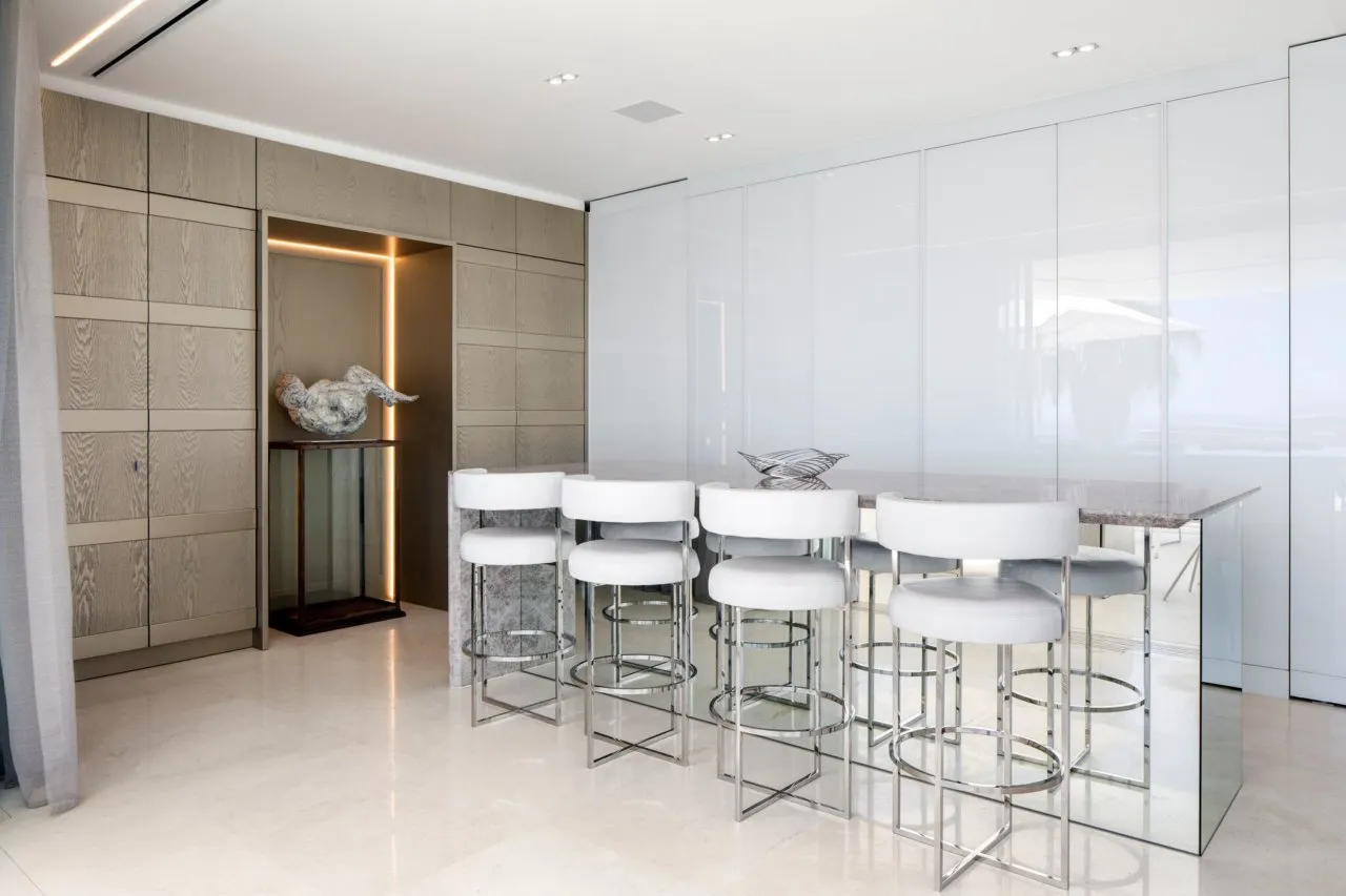 property_[object Object]_10