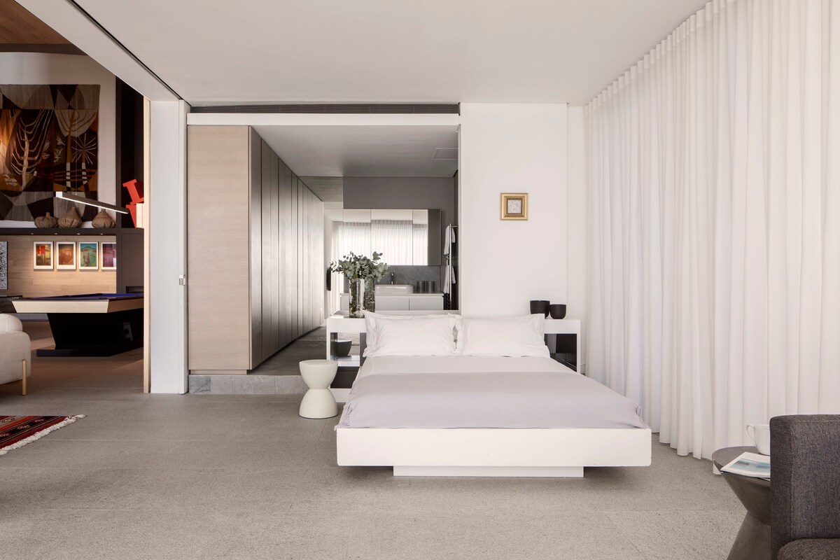 property_[object Object]_12