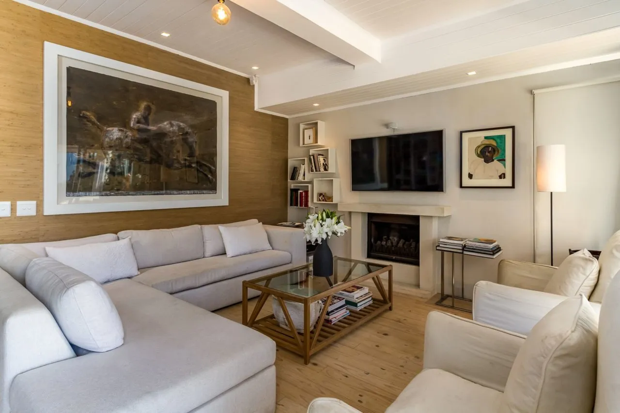 property_[object Object]_12