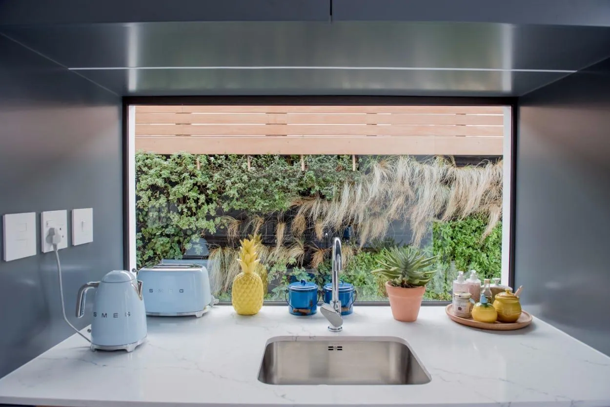 property_[object Object]_24