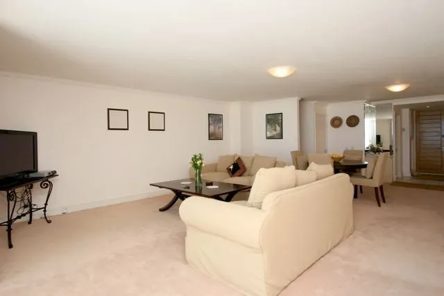 property_[object Object]_4