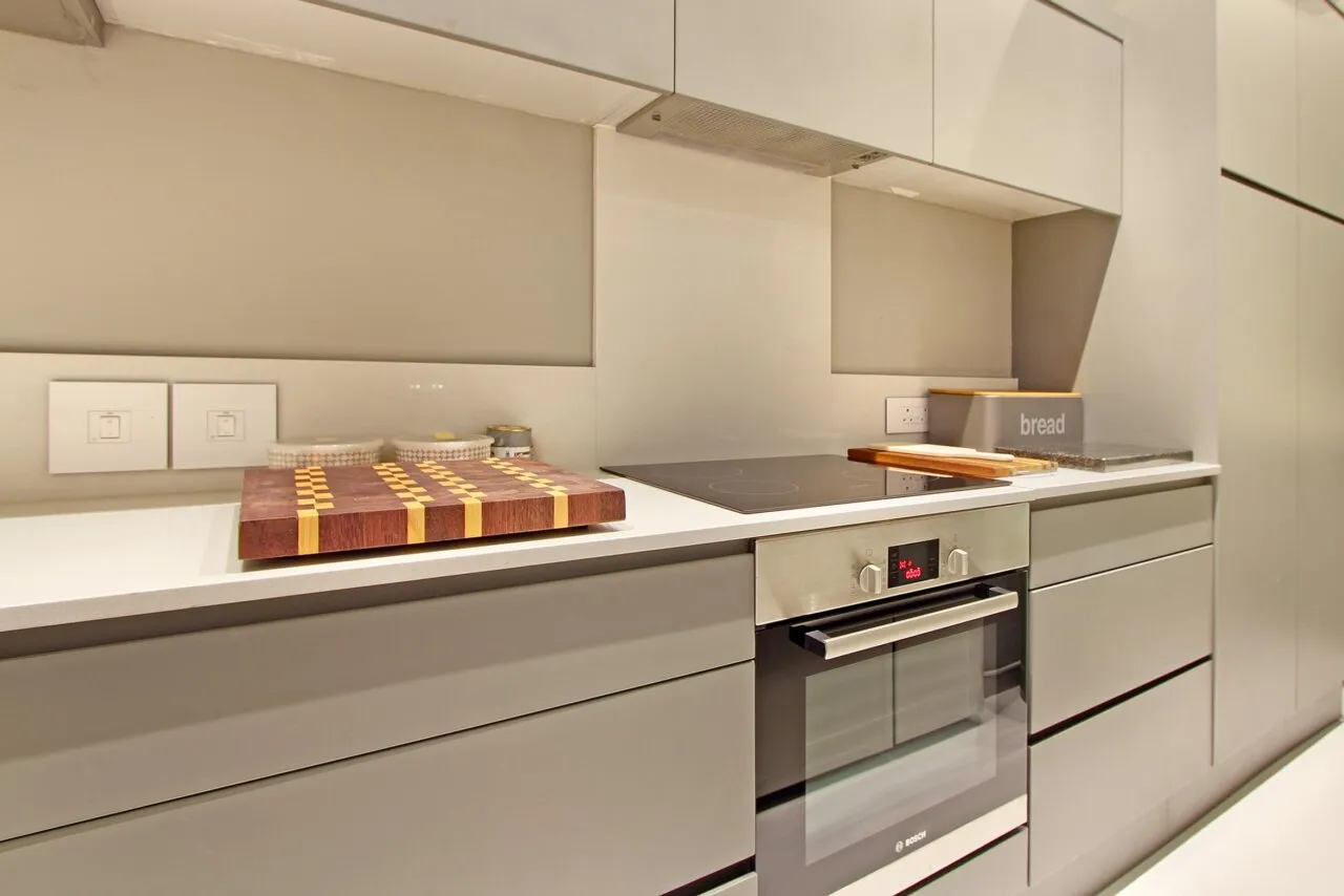 property_[object Object]_9