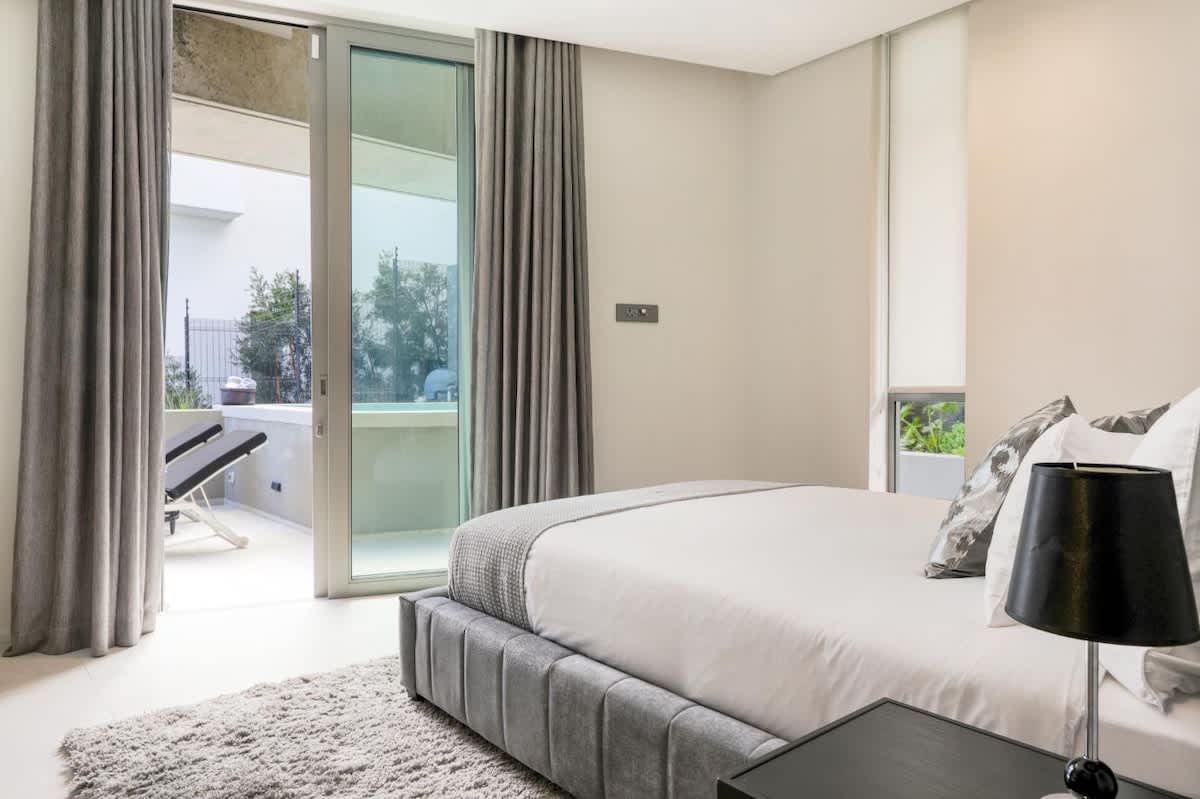 property_[object Object]_18