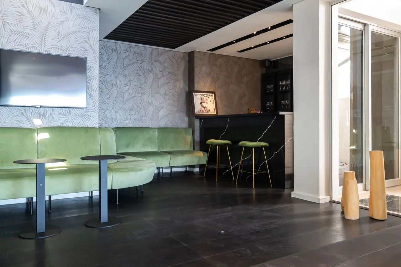 property_[object Object]_18