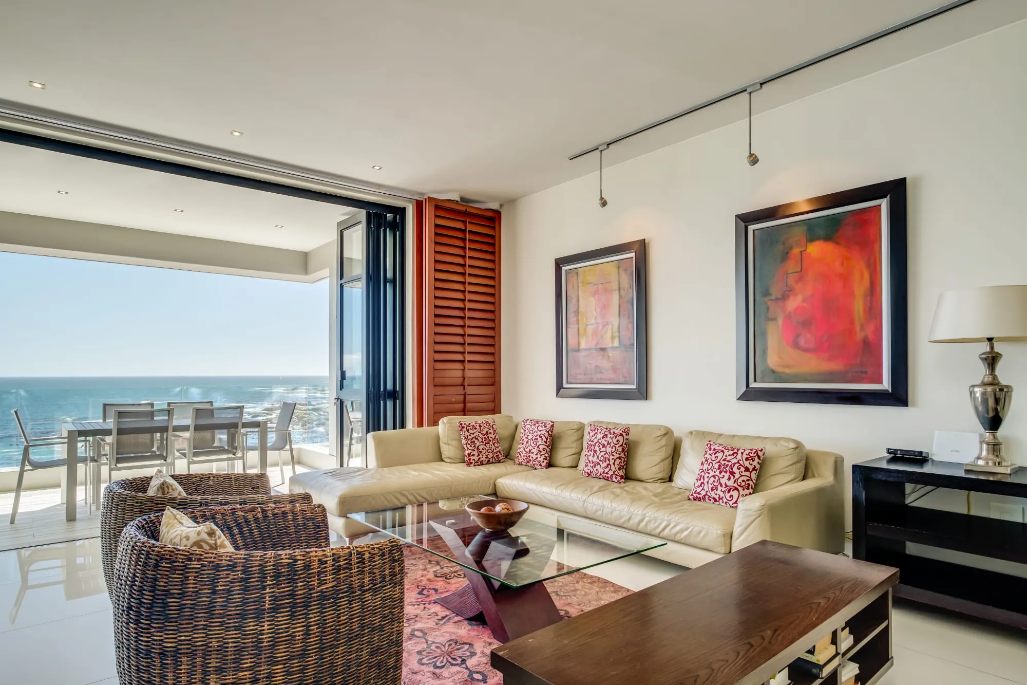 property_[object Object]_28