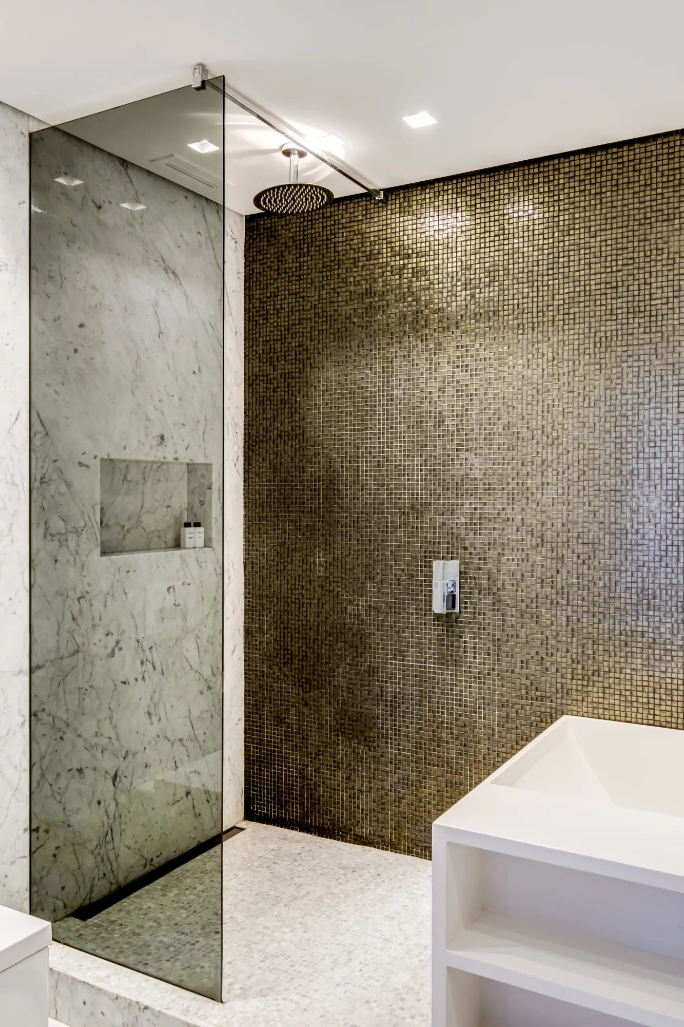 property_[object Object]_18