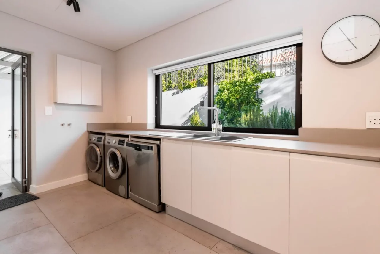 property_[object Object]_32