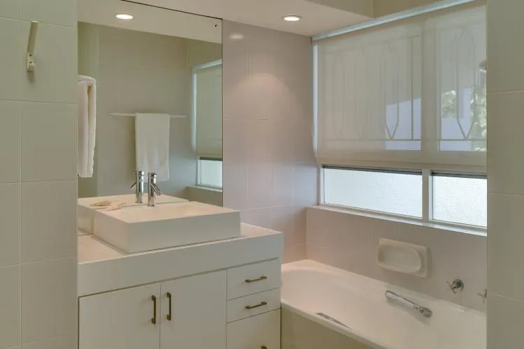 property_[object Object]_5