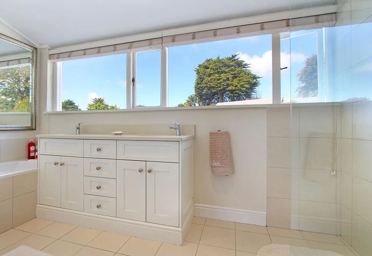 property_[object Object]_8