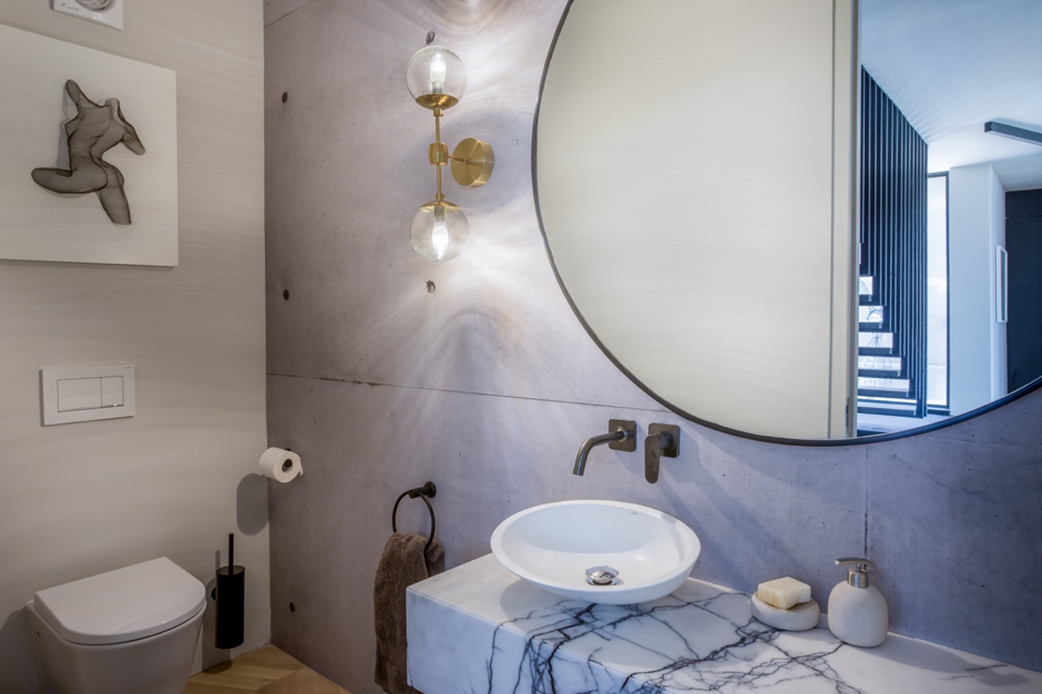 property_[object Object]_10