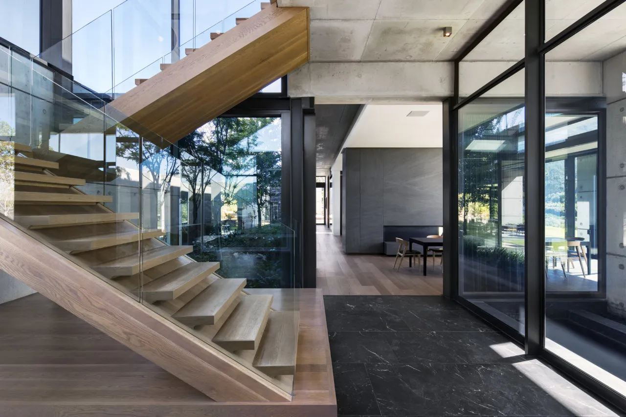 property_[object Object]_7