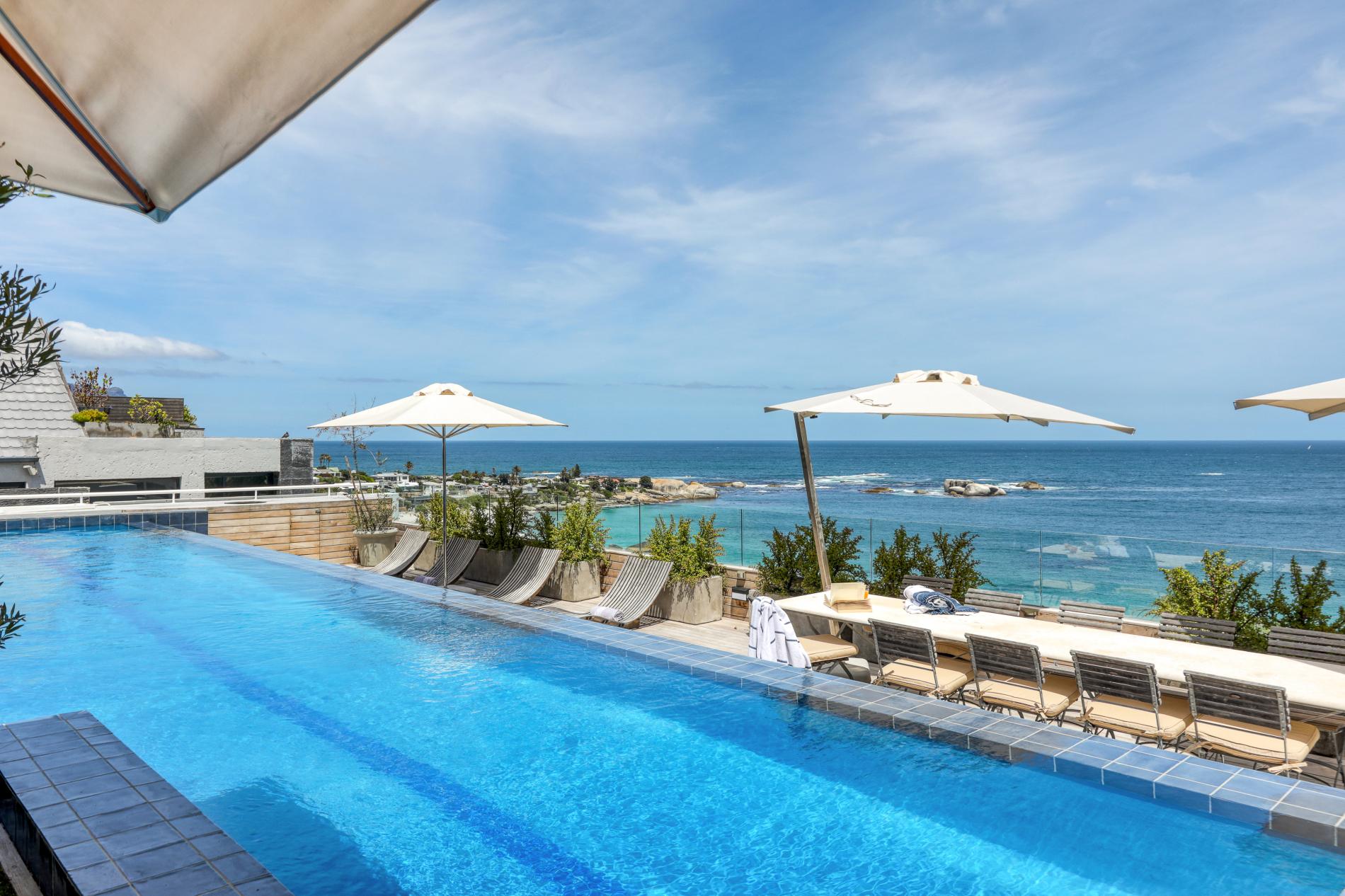 White Cliffs Penthouse, Clifton