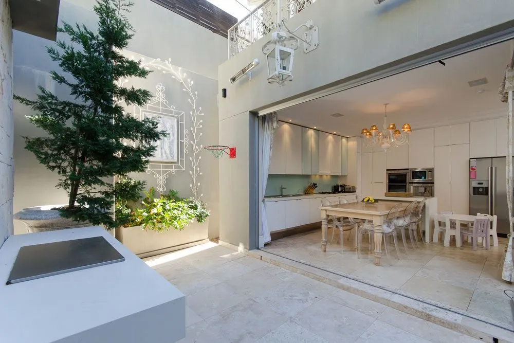 property_[object Object]_11