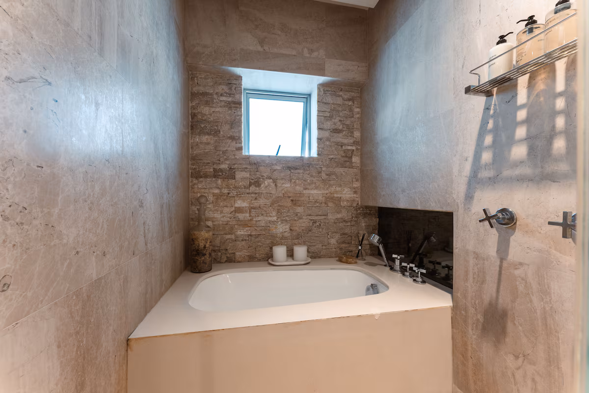 property_[object Object]_12