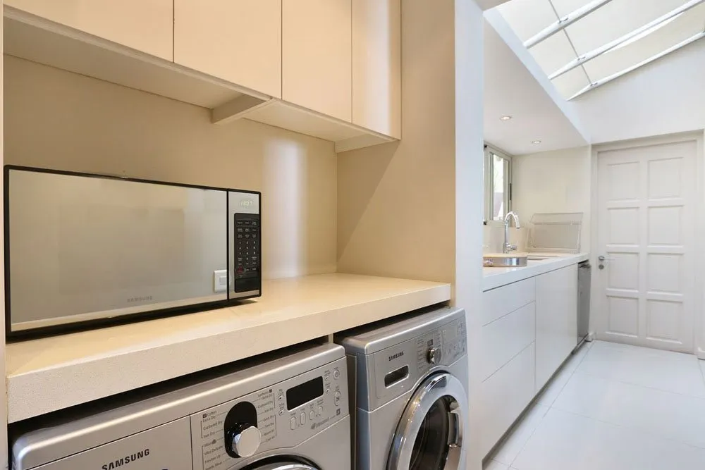 property_[object Object]_23