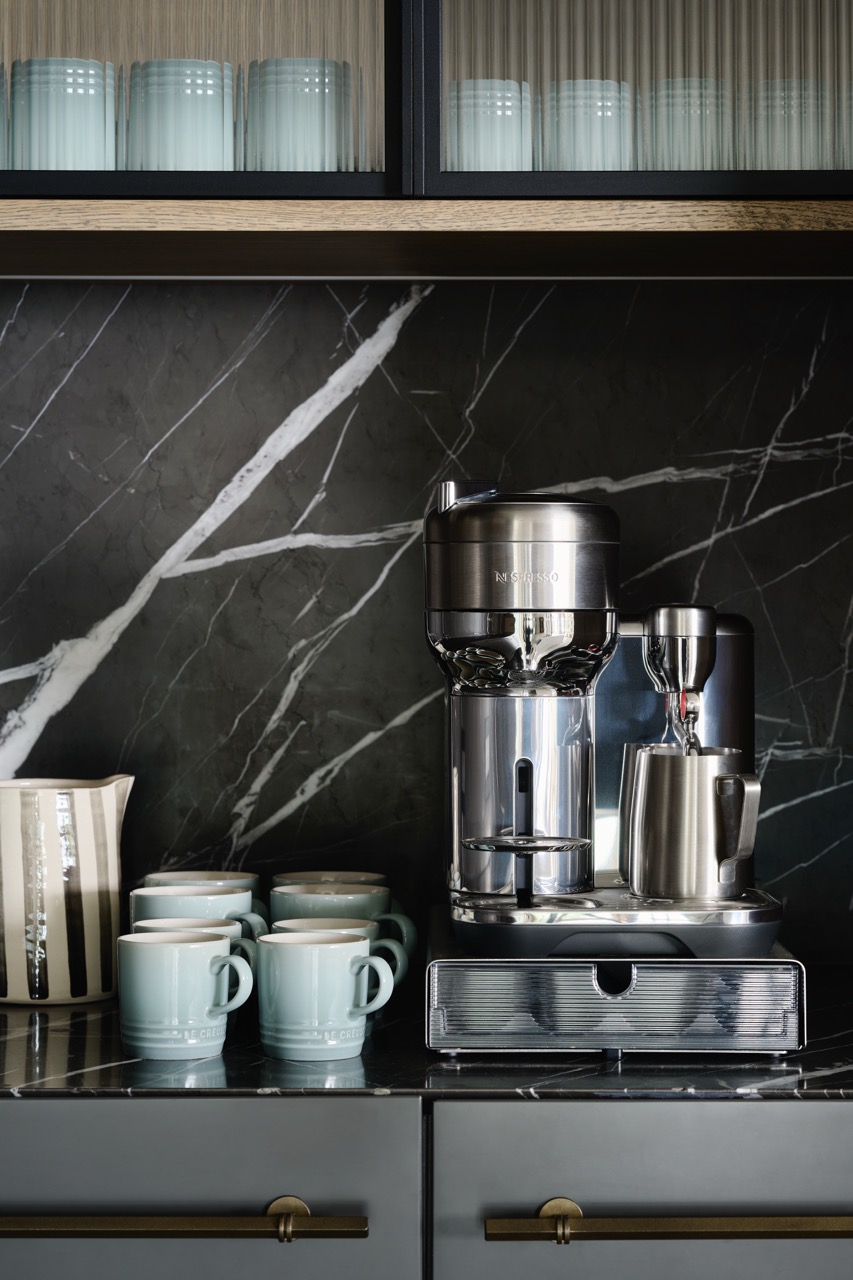 property_[object Object]_23