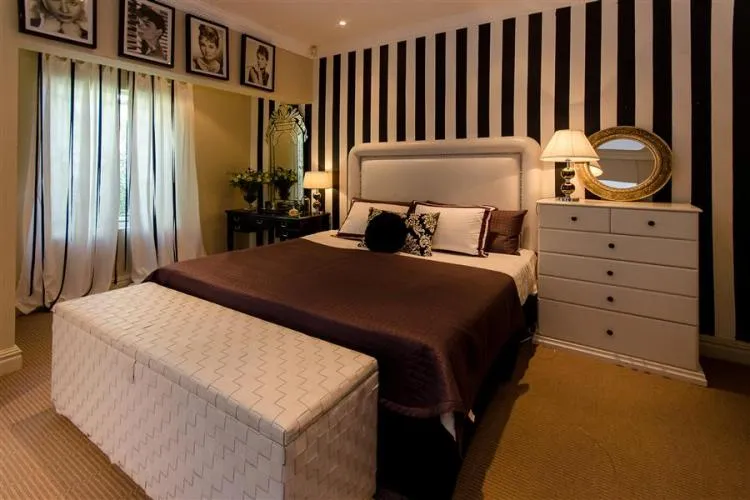 property_[object Object]_18