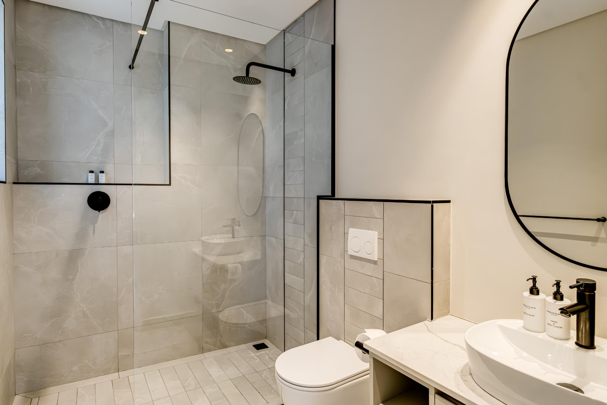 property_[object Object]_32