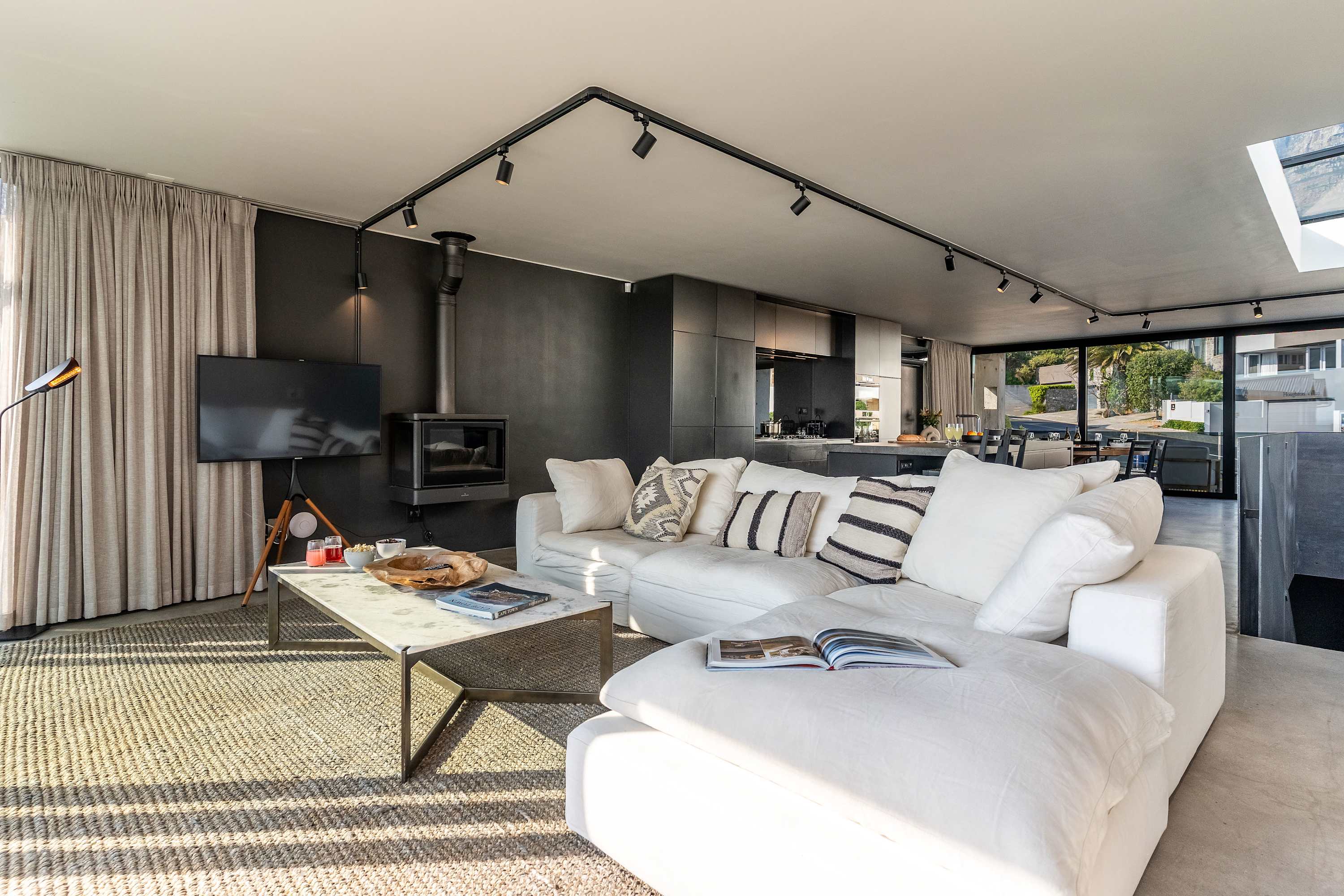 property_[object Object]_17