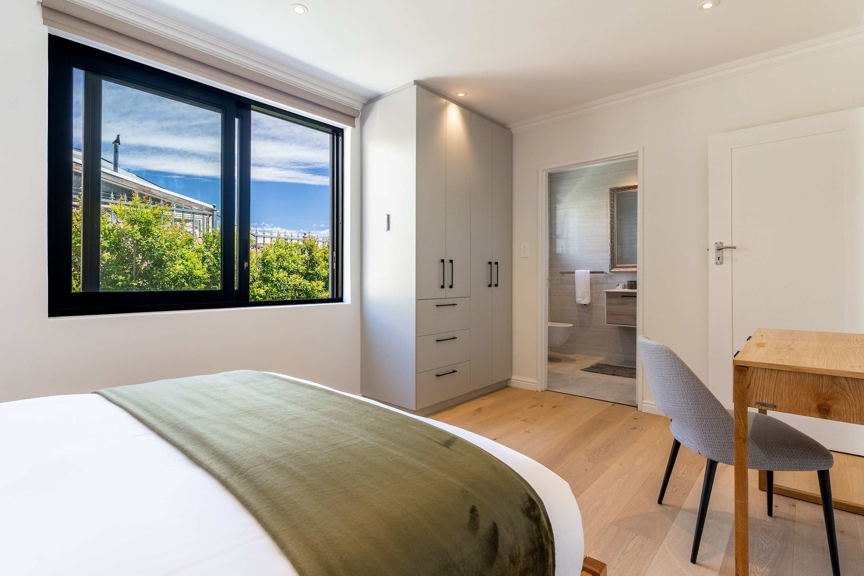 property_[object Object]_32