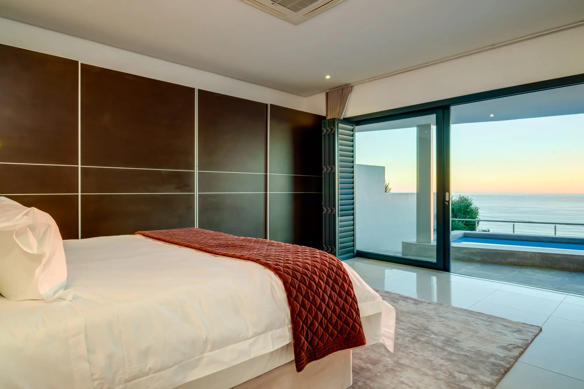 property_[object Object]_18