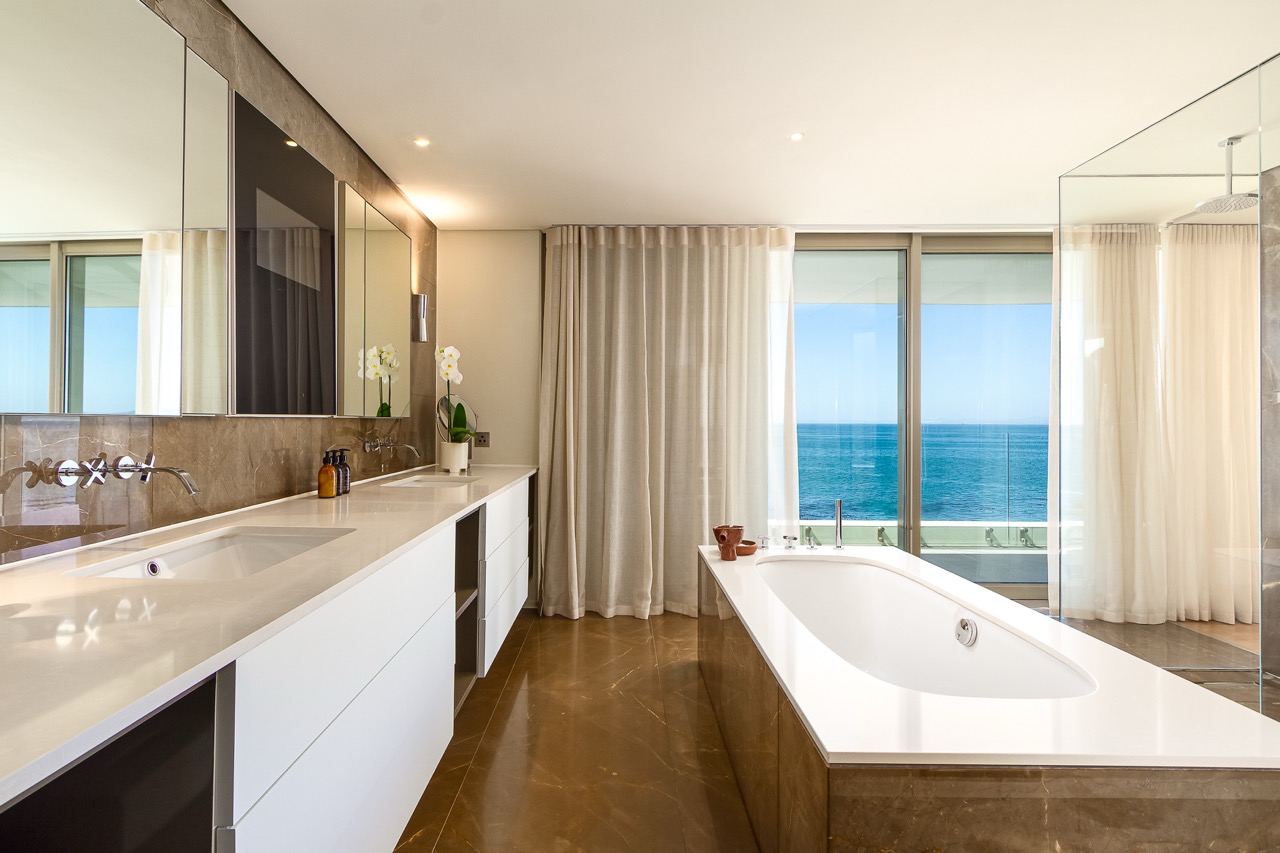 property_[object Object]_23