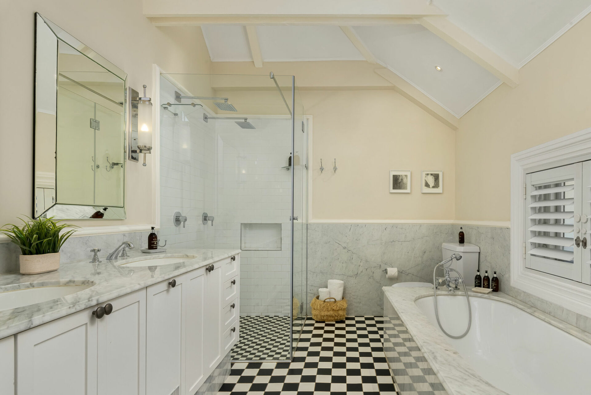 property_[object Object]_5