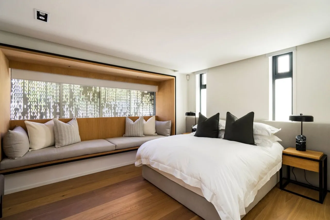 property_[object Object]_23