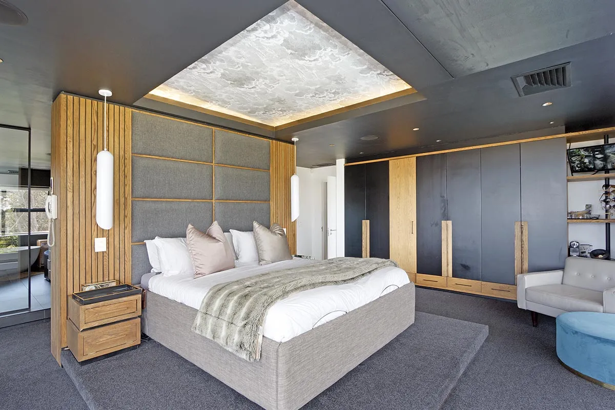 property_[object Object]_12