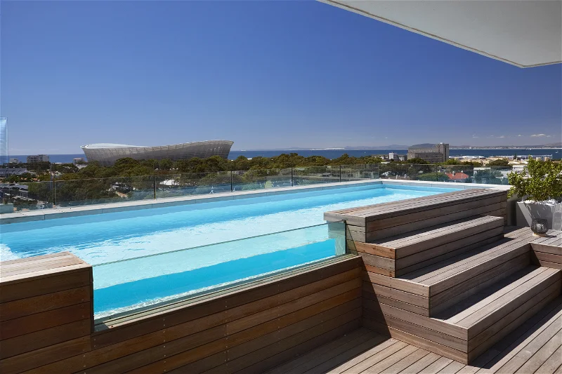 Warwick Penthouse, Green Point