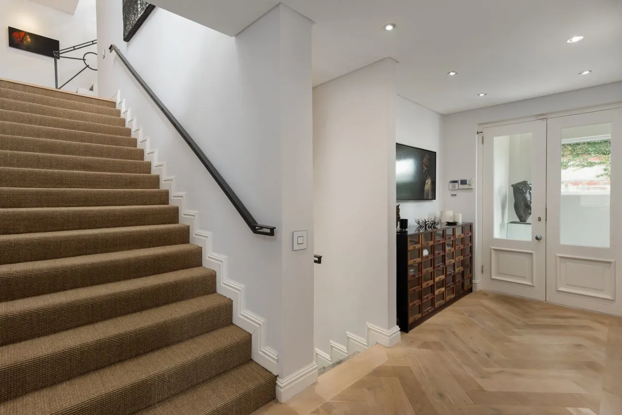 property_[object Object]_19