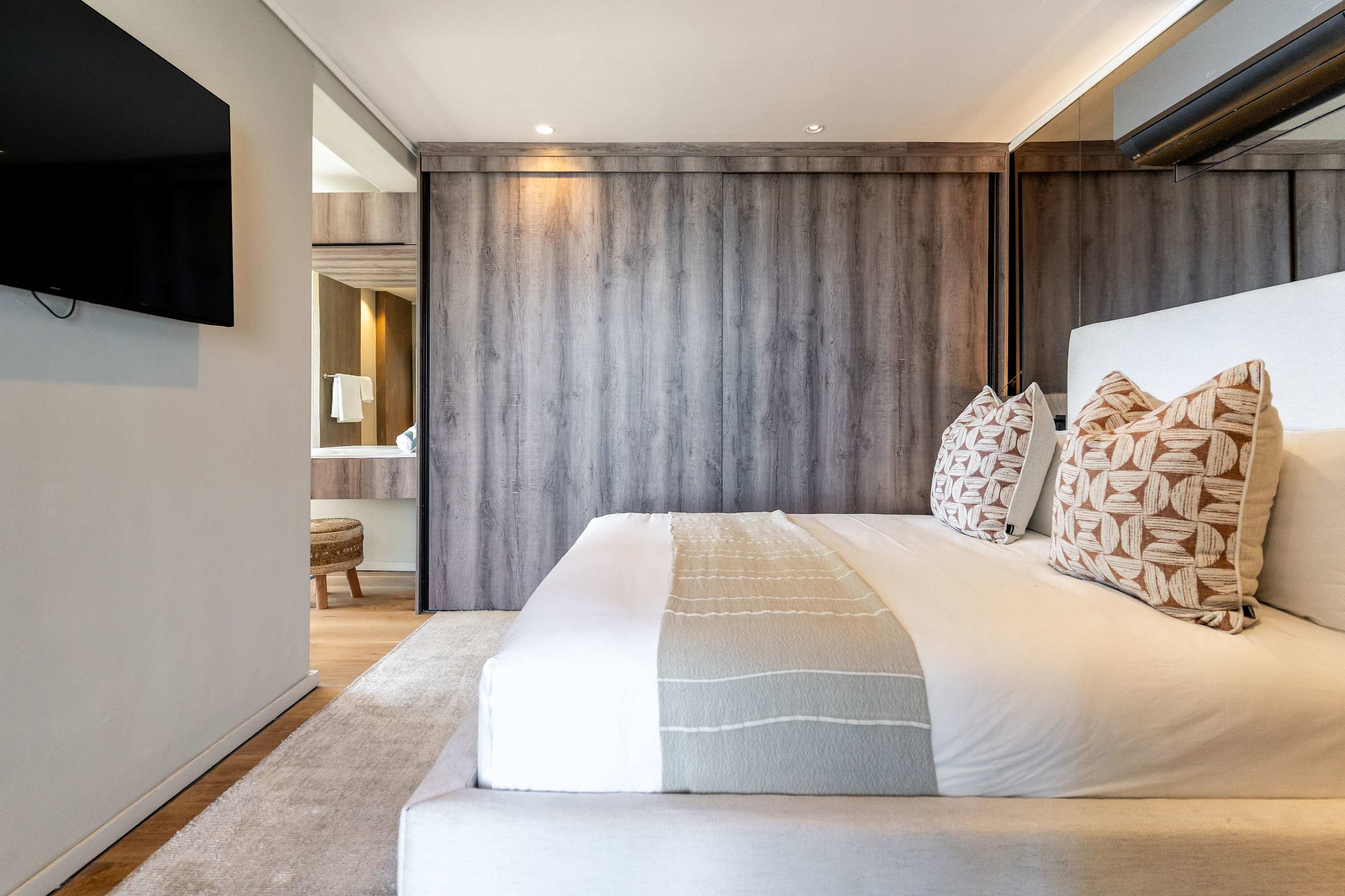 property_[object Object]_37