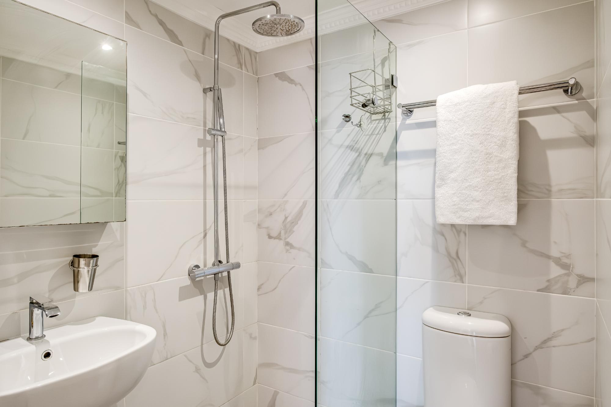 property_[object Object]_37