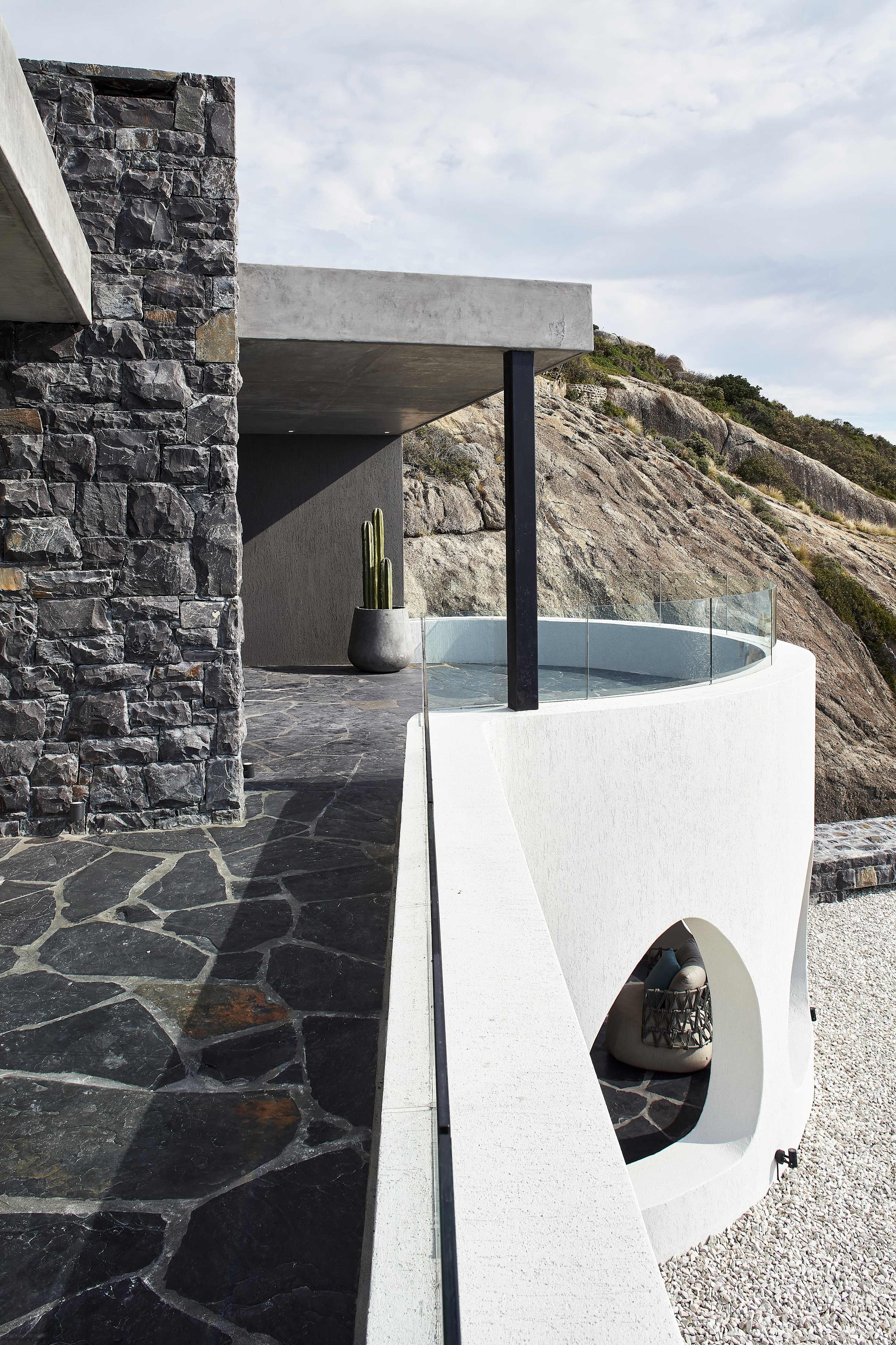 property_[object Object]_8