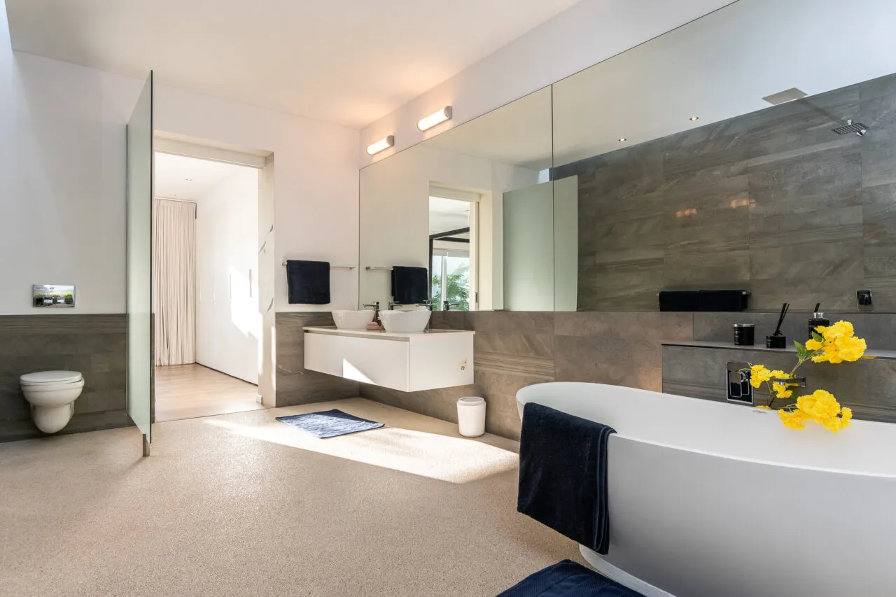 property_[object Object]_9