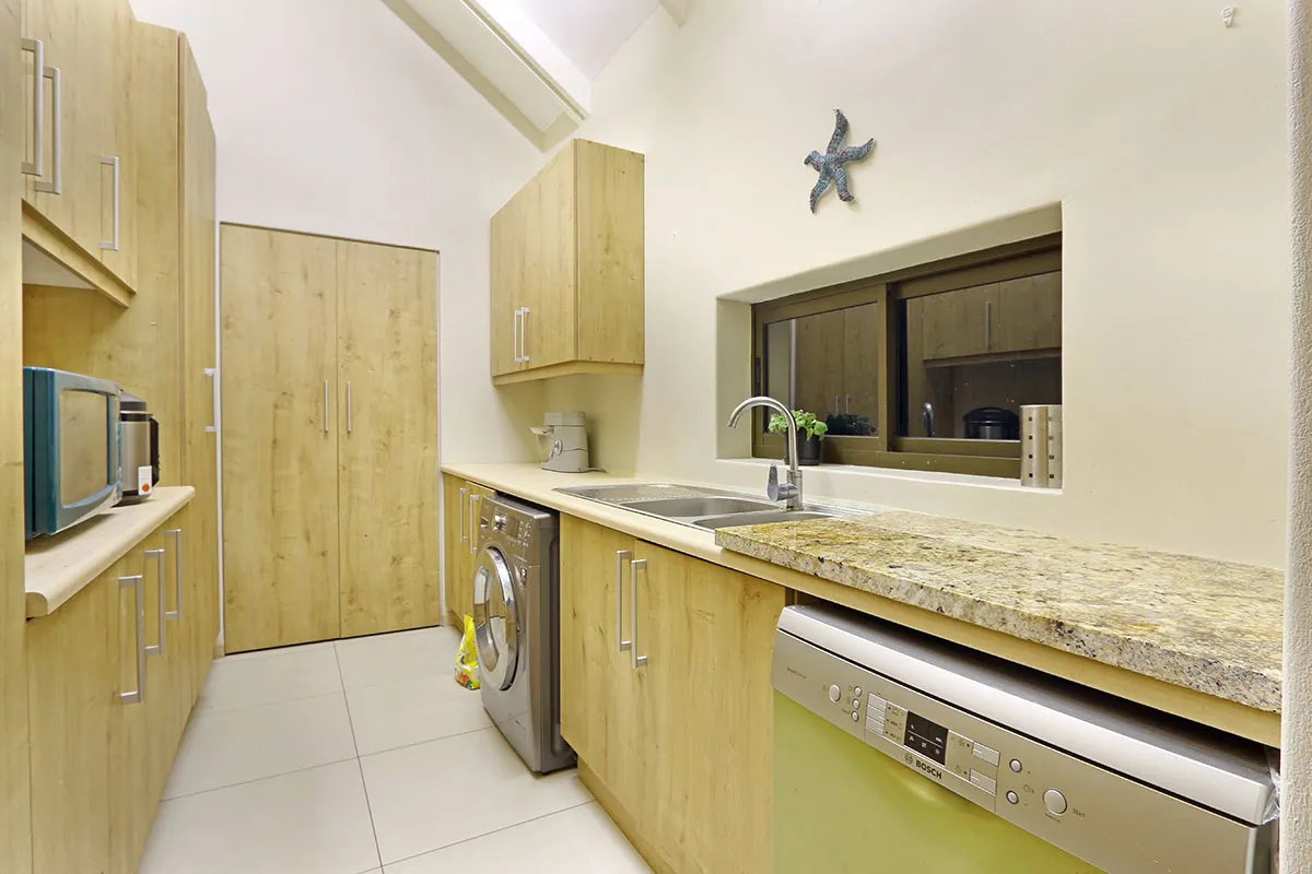 property_[object Object]_10