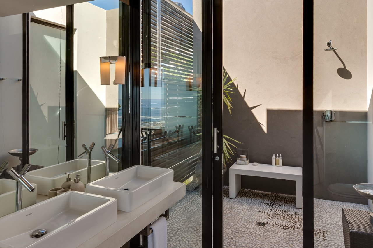 property_[object Object]_24