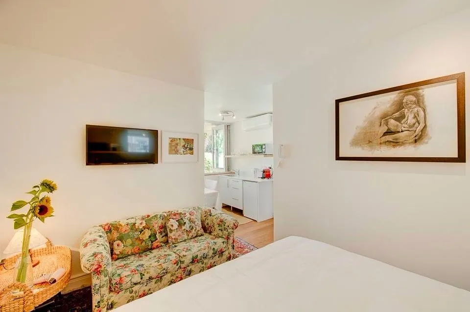 property_[object Object]_9