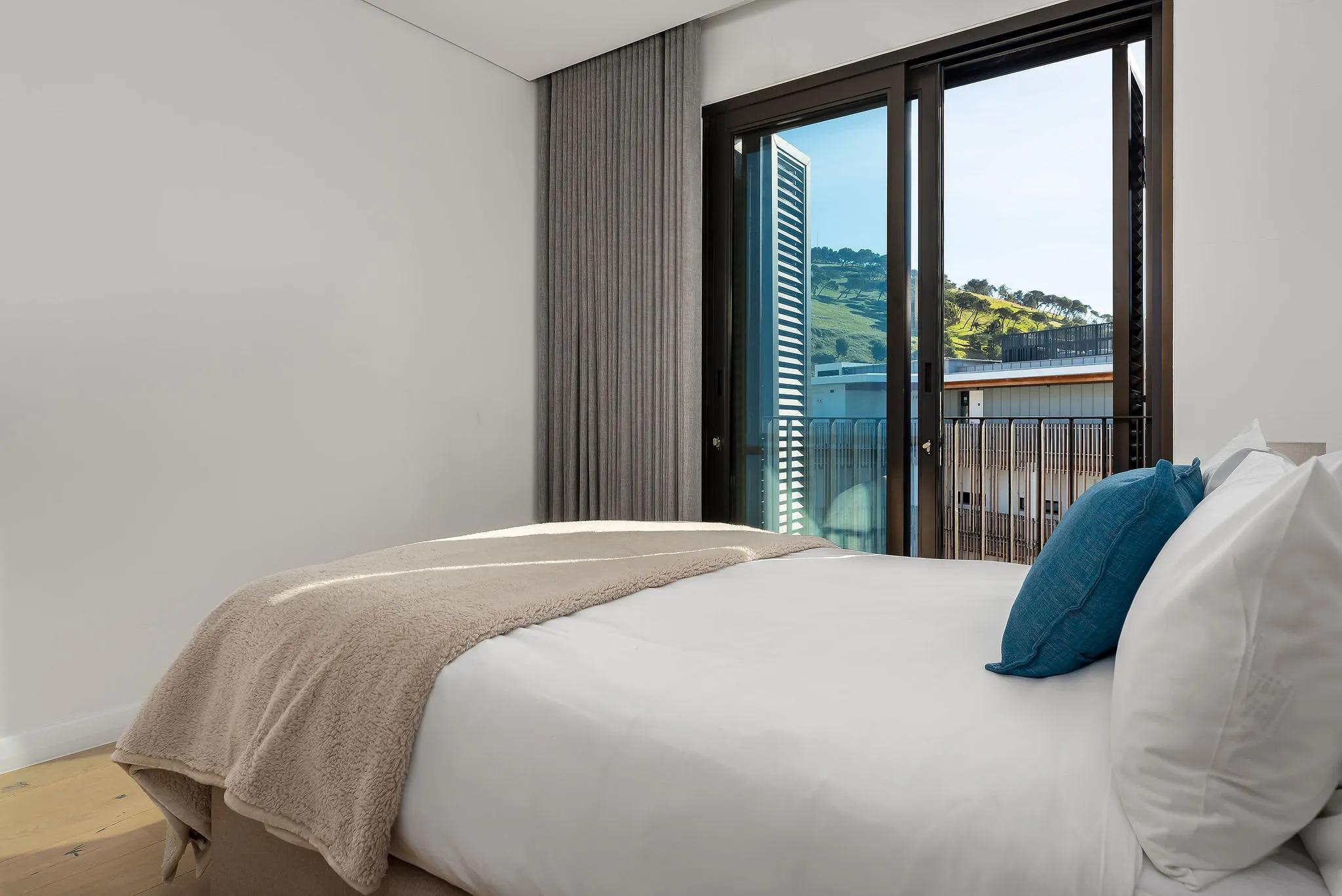 property_[object Object]_28