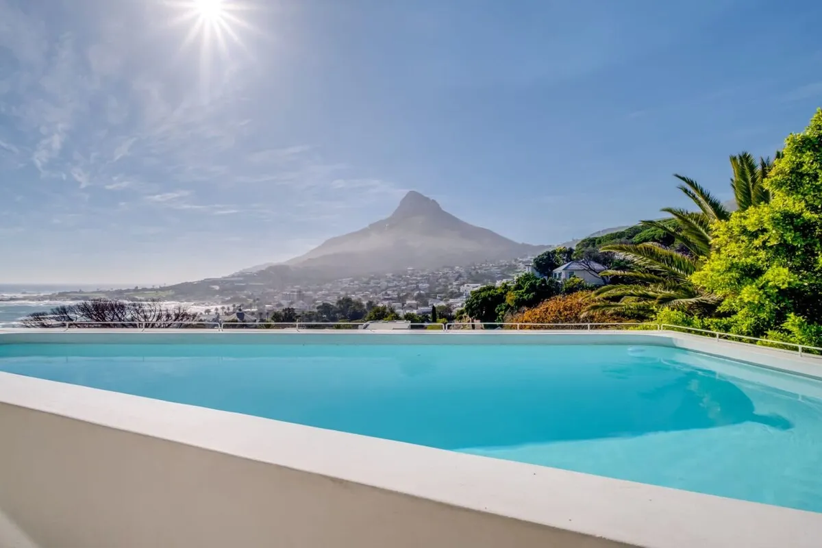 Silvertree, Camps Bay