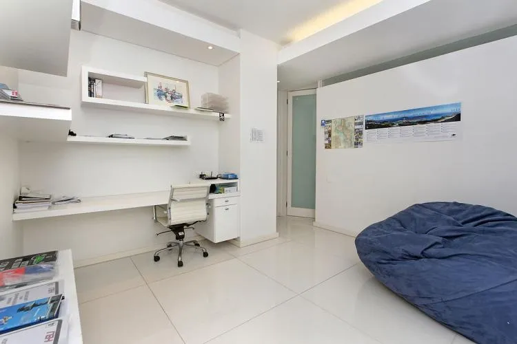 property_[object Object]_8