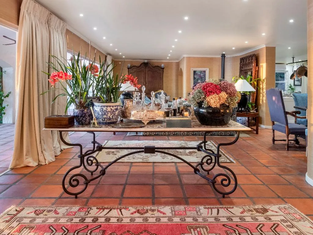 property_[object Object]_12